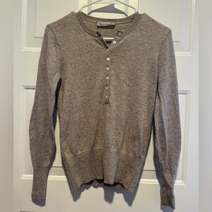 Everlane cashmere Henley sweater in oatmeal